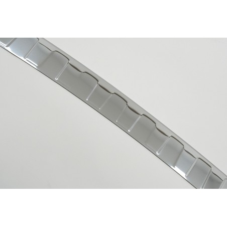 Rear Bumper Protector Sill Plate Foot Plate Aluminum Cover suitable for VW Golf VII 7 7.5 5G Hatchback (2012-2019)